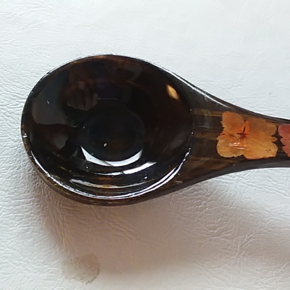 Hand Made Wood Salad Utensils - Picture 8 of 11